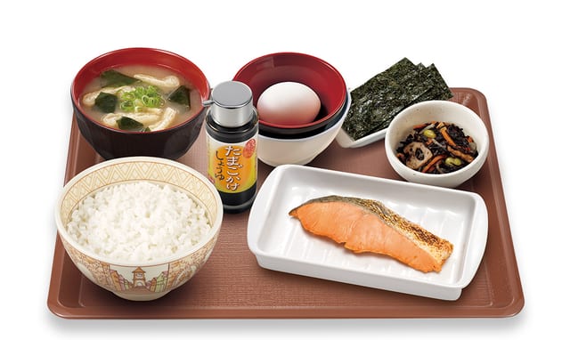 焼鮭たまかけ朝食 並盛（すき家）